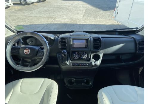 Furgoneta Cámper RAPIDO V68 Modelo 2023 de Ocasión