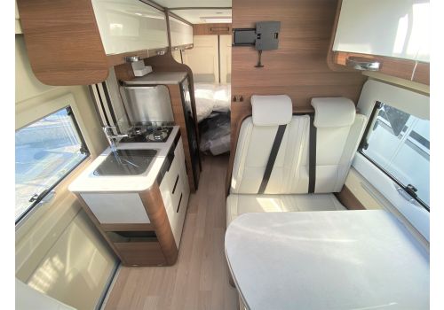 Furgoneta Cámper RAPIDO V68 Modelo 2023 de Ocasión