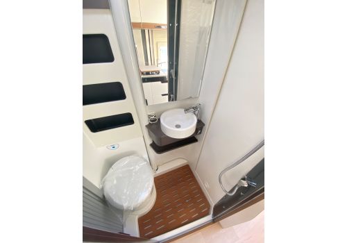 Furgoneta Cámper RAPIDO V68 Modelo 2023 de Ocasión