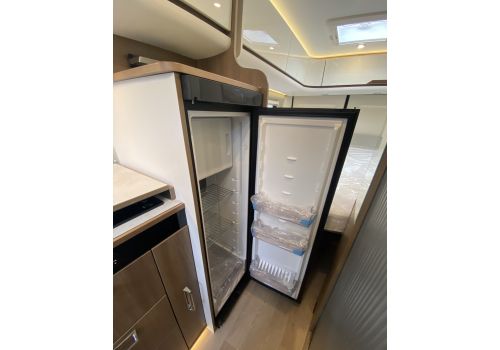 Furgoneta Cámper DREAMER D68 Limited Select Modelo 2023 de Ocasión