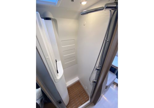 Furgoneta Cámper DREAMER D68 Limited Select Modelo 2023 de Ocasión