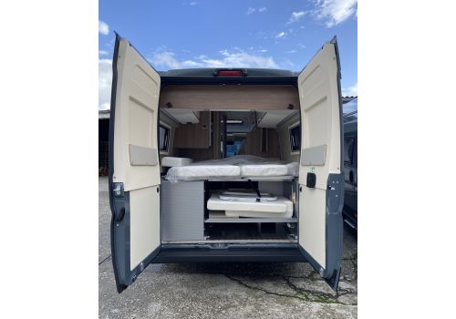 Furgoneta Cámper DREAMER D68 Limited Select Modelo 2023 de Ocasión