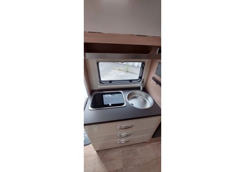 Autocaravana Perfilada ITINEO PJ 700 Modelo 2022 de Ocasión