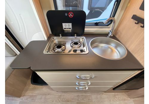 Autocaravana Perfilada ITINEO PJ700 Modelo 2022 de Ocasión