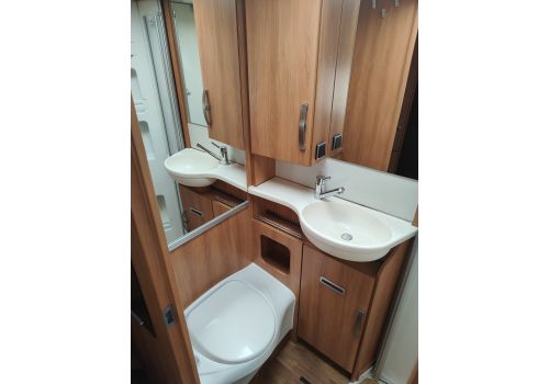 Autocaravana Perfilada HYMER ML 560 de Ocasión