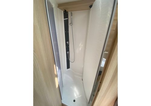 Autocaravana Integral ITINEO CJ660 Modelo 2023 de Ocasión
