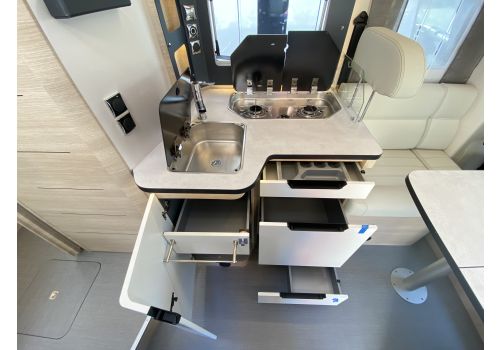 Autocaravana Perfilada RAPIDO 686F Modelo 2023 de Ocasión