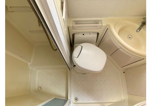 Autocaravana Perfilada JOINT Spaceline 158 de Ocasión