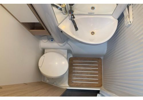 Autocaravana Perfilada SUNLIGHT T 67 S de Ocasión