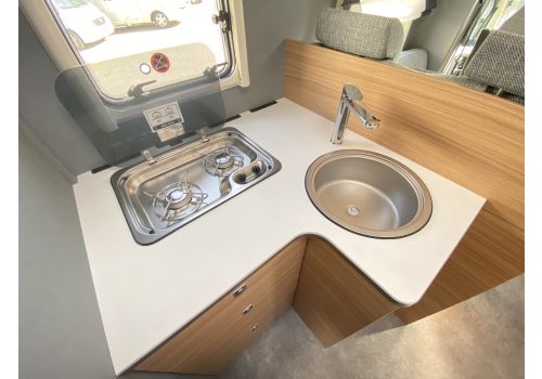 Autocaravana Perfilada DETHLEFFS Just T7052 EB en Alquiler