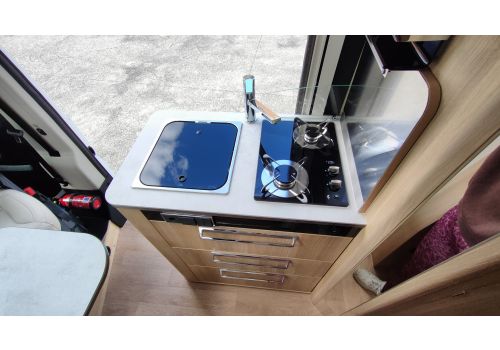 Furgoneta Cámper DREAMER D55 Limited Select Modelo 2023 de Ocasión