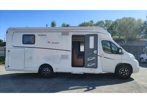 Autocaravana Perfilada DETHLEFFS Just T7052 DBM de Ocasión