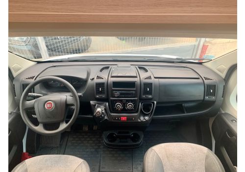Autocaravana Perfilada SUNLIGHT T 65 de Ocasión
