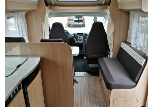 Autocaravana Perfilada SUNLIGHT T-63 modelo 2016 de Ocasión