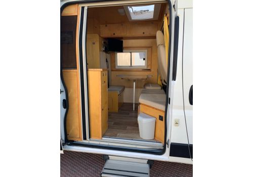 Furgoneta Cámper PEUGEOT Boxer de Ocasión