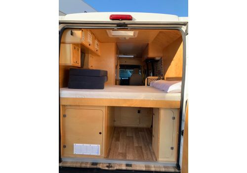 Furgoneta Cámper PEUGEOT Boxer de Ocasión