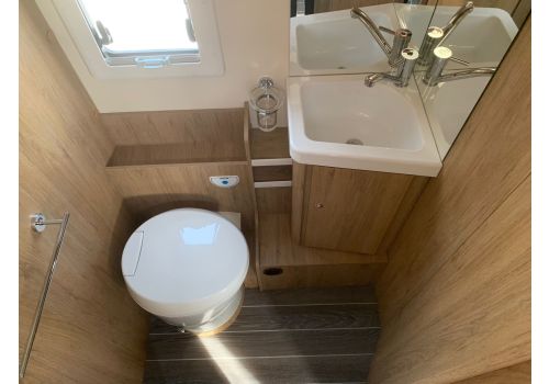 Autocaravana Integral ROLLER TEAM Zefiro 265 INT de Ocasión