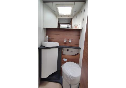 Autocaravana Perfilada RAPIDO 696F Modelo 2023 de Ocasión