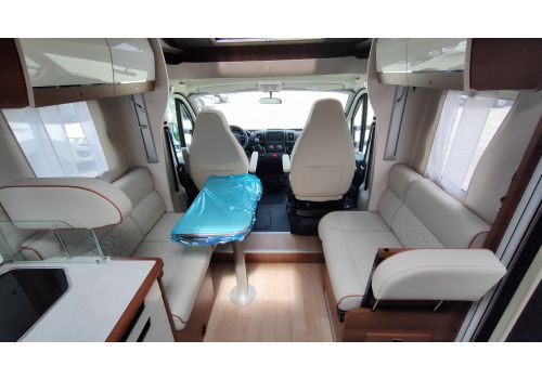 Autocaravana Perfilada RAPIDO 696F Modelo 2023 de Ocasión