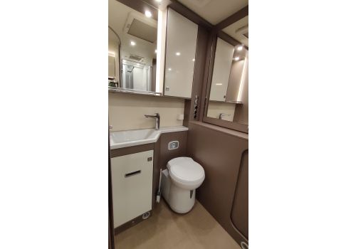 Autocaravana Perfilada BURSTNER BT 6802 de Ocasión