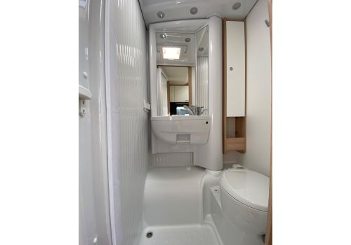 Autocaravana Capuchina SUNLIGHT A60 Nueva en Venta