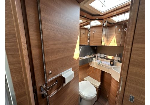 Autocaravana Integral CARTHAGO Chic C-Line 6.2 XL QB de Ocasión