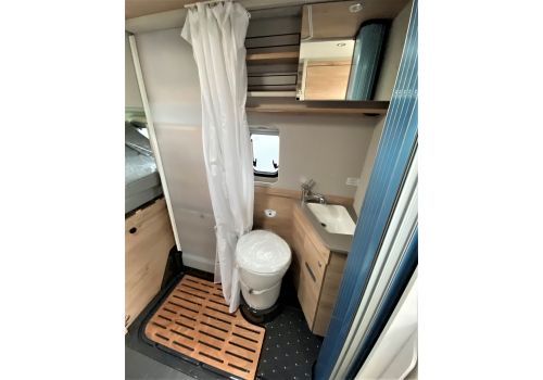Furgoneta Cámper DETHLEFFS Globetrail 590 C Modelo 2023 de Ocasión
