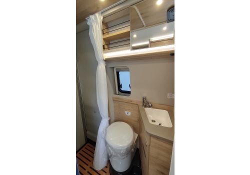 Furgoneta Cámper DETHLEFFS Globetrail 590 C Modelo 2023 de Ocasión