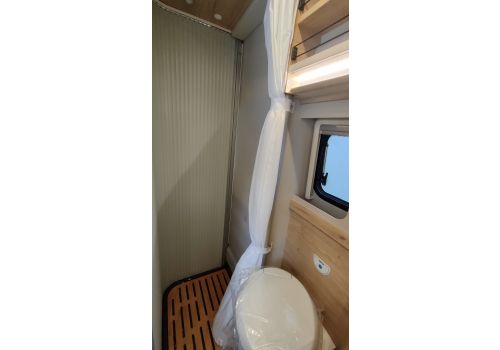 Furgoneta Cámper DETHLEFFS Globetrail 590 C Modelo 2023 de Ocasión