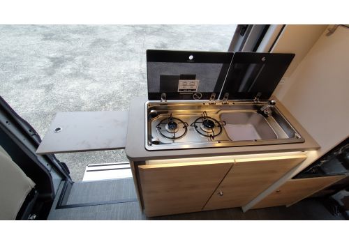 Furgoneta Cámper DETHLEFFS Globetrail 590 C Modelo 2023 de Ocasión