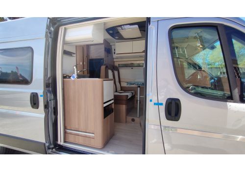 Furgoneta Cámper DREAMER D55 Limited Select Modelo 2023 de Ocasión