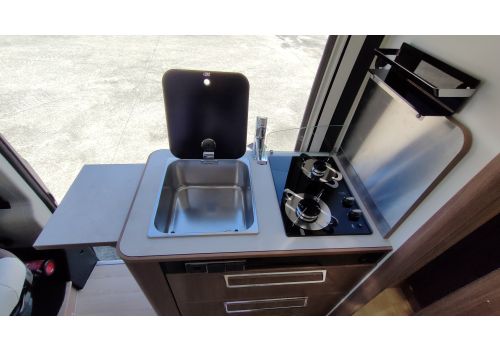Furgoneta Cámper DREAMER D55 Limited Select Modelo 2023 de Ocasión