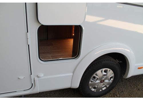 Autocaravana Perfilada DETHLEFFS Esprit T 6810-2 modelo 2019 de Ocasión