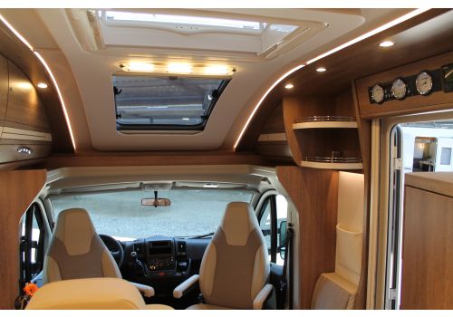 Autocaravana Perfilada DETHLEFFS Esprit T 6810-2 modelo 2019 de Ocasión