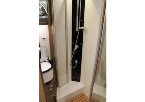 Autocaravana Perfilada DETHLEFFS Esprit T 6810-2 modelo 2019 de Ocasión