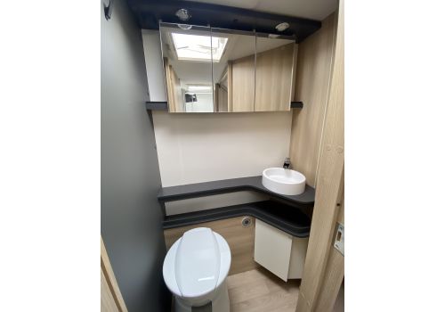 Autocaravana Integral ITINEO MC740 Spirit Edition Modelo 2024 de Ocasión