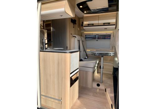 Furgoneta Cámper DREAMER D68+ Select Modelo 2024 de Ocasión