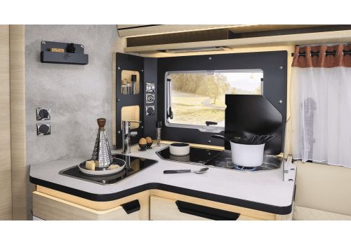 Autocaravana Integral RAPIDO 8096DF Modelo 2024 Nueva en Venta
