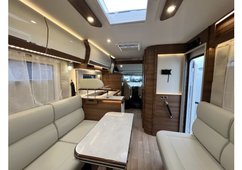 Autocaravana Integral RAPIDO 854F Modelo 2024 de Ocasión