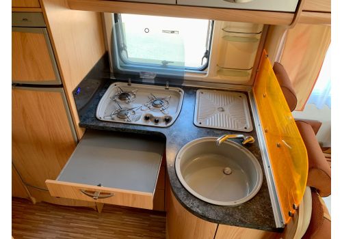 Autocaravana Capuchina BURSTNER Levanto de Ocasión