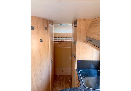 Autocaravana Capuchina BURSTNER Levanto de Ocasión