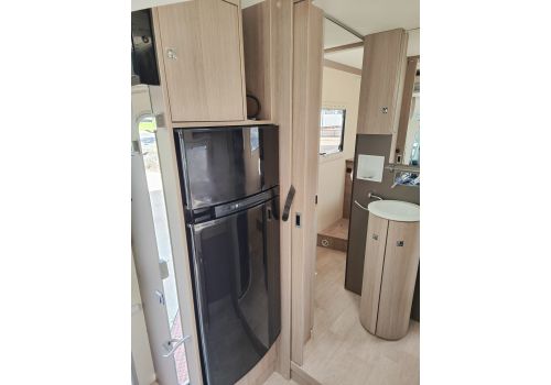 Autocaravana Perfilada CHALLENGER Genesis 388 EB de Ocasión