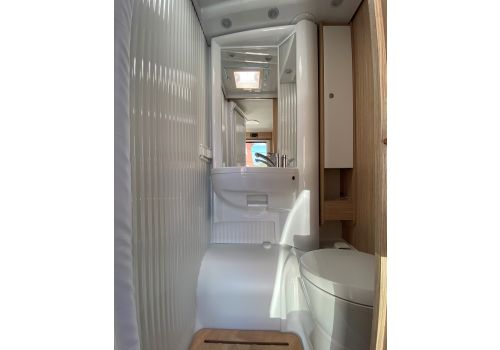 Autocaravana Capuchina SUNLIGHT A72 en Alquiler