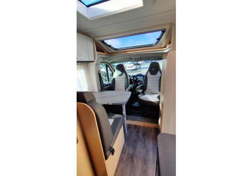 Autocaravana Perfilada SUNLIGHT Sunlight V60 de Ocasión