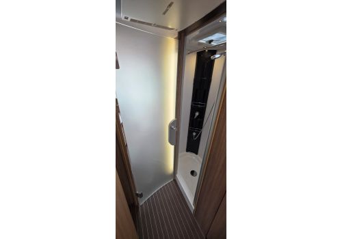 Autocaravana Integral CONCORDE Credo 841 M de Ocasión
