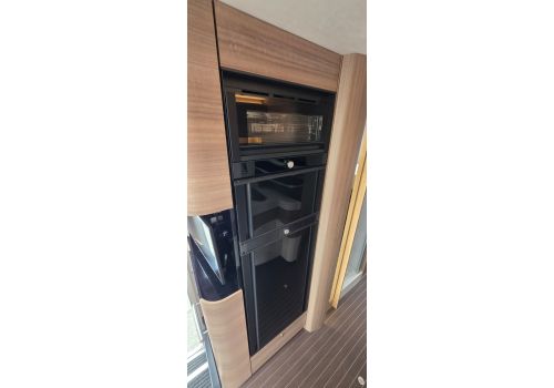 Autocaravana Integral CONCORDE Credo 841 M de Ocasión