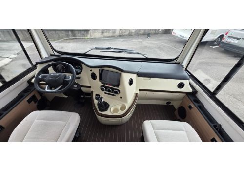 Autocaravana Integral CONCORDE Credo 841 M de Ocasión