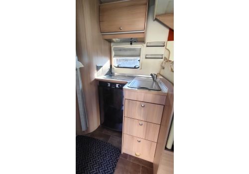 Autocaravana Perfilada BURSTNER Ixeo Time IT 726 de Ocasión