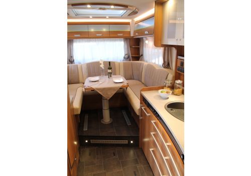 Autocaravana Capuchina DETHLEFFS Esprit Comfort A 6820-2 modelo 2016 de Ocasión