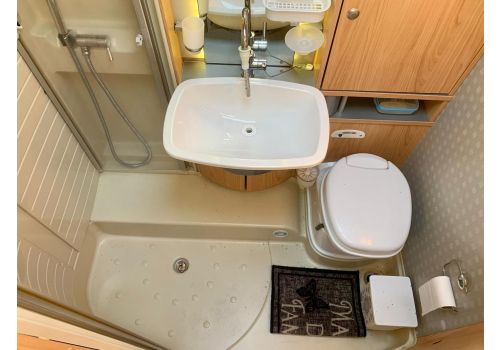 Autocaravana Perfilada BURSTNER Solano T 725 de Ocasión